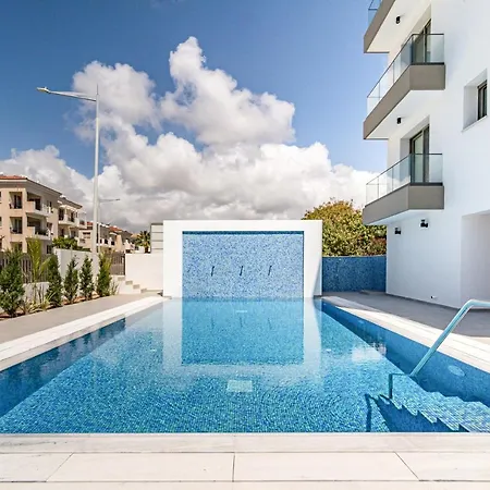 Lägenhet Adolina One Bedroom 302 By Ezoria Paphos